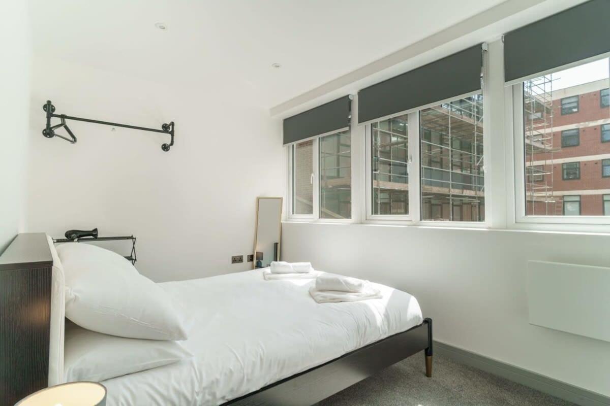 Modern 1 Bedroom Apartment In Preston Centre Exterior photo