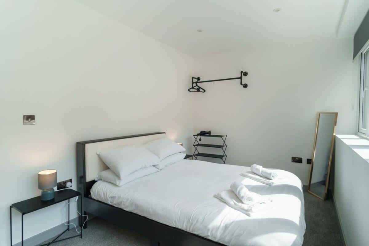 Modern 1 Bedroom Apartment In Preston Centre Exterior photo